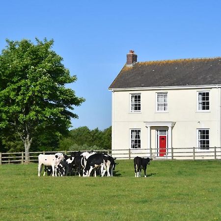 Glascoed Farmhouse คาร์มาเทน ภายนอก รูปภาพ